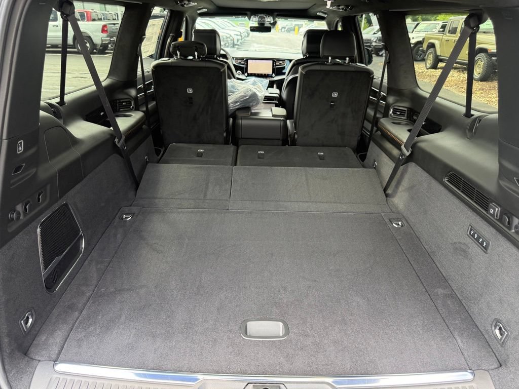 New 2026 Jeep Grand Wagoneer L Summit AWD/4WD image 56