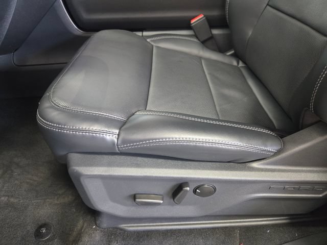 New 2026 Ford Expedition Platinum w/ Stealth Appearance Package AWD/4WD image 18