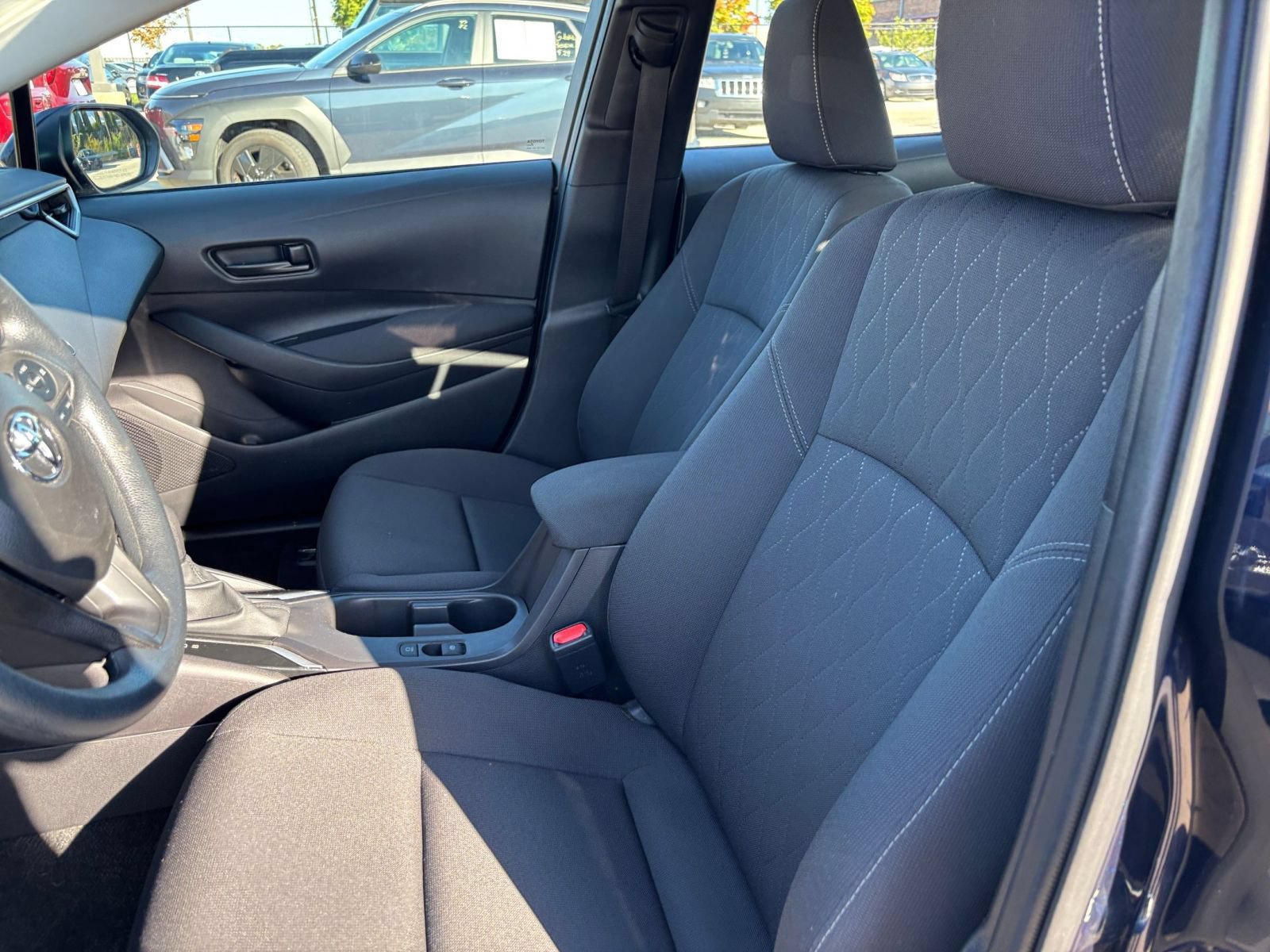 Used 2025 Toyota Corolla LE FWD image 24