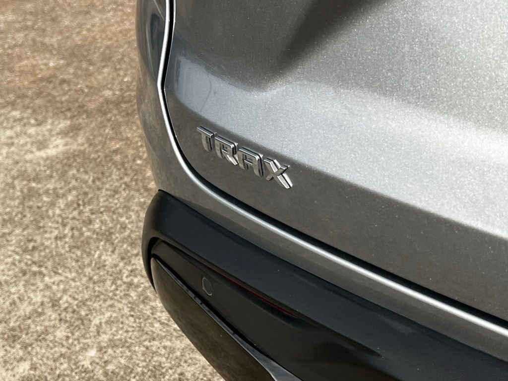 Used 2025 Chevrolet Trax ACTIV w/ Driver Confidence Package image 14