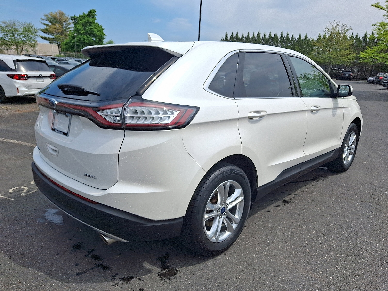 Used 2015 Ford Edge SEL w/ Equipment Group 201A FWD image 6