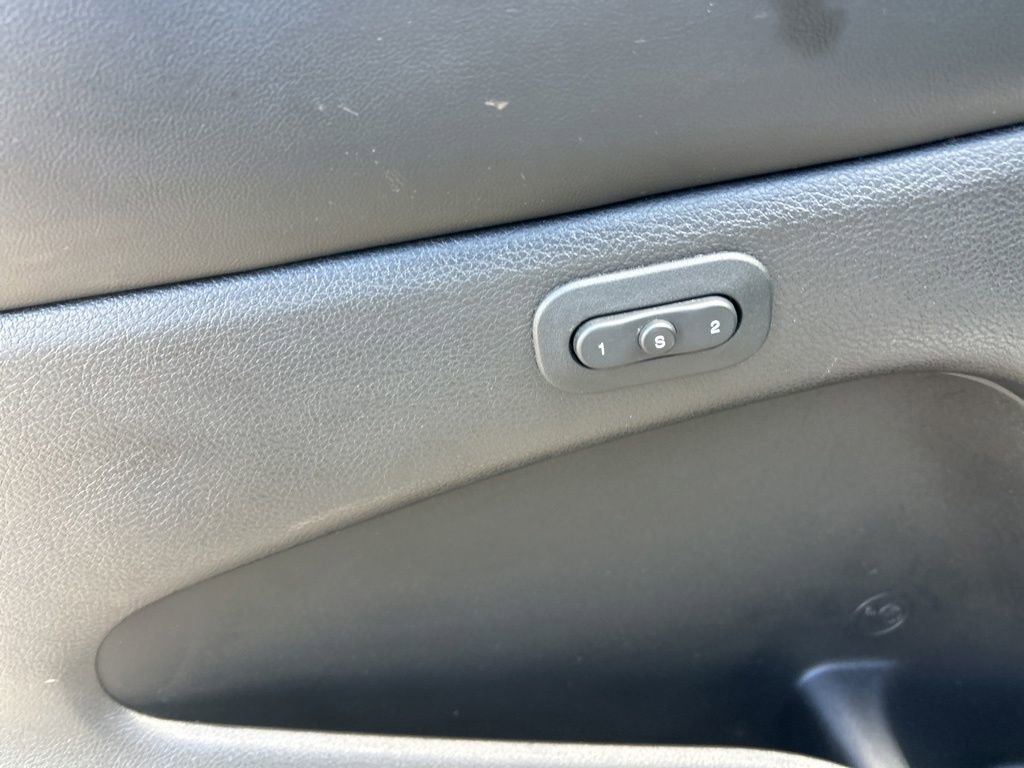 Used 2019 Jeep Grand Cherokee Limited image 34