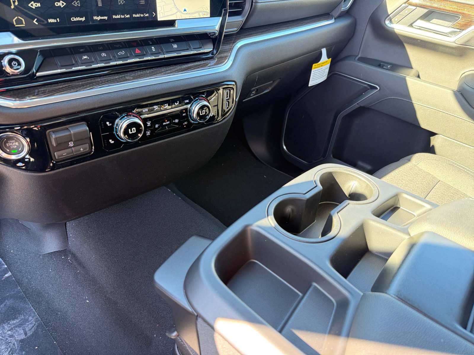 New 2026 GMC Sierra 1500 Elevation image 13