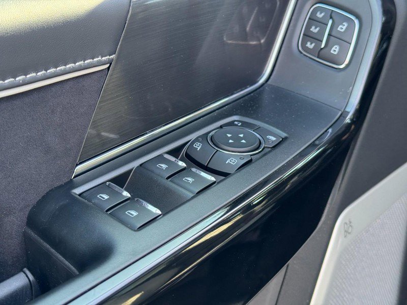 New 2025 Ford F150 Lightning Platinum AWD/4WD image 13