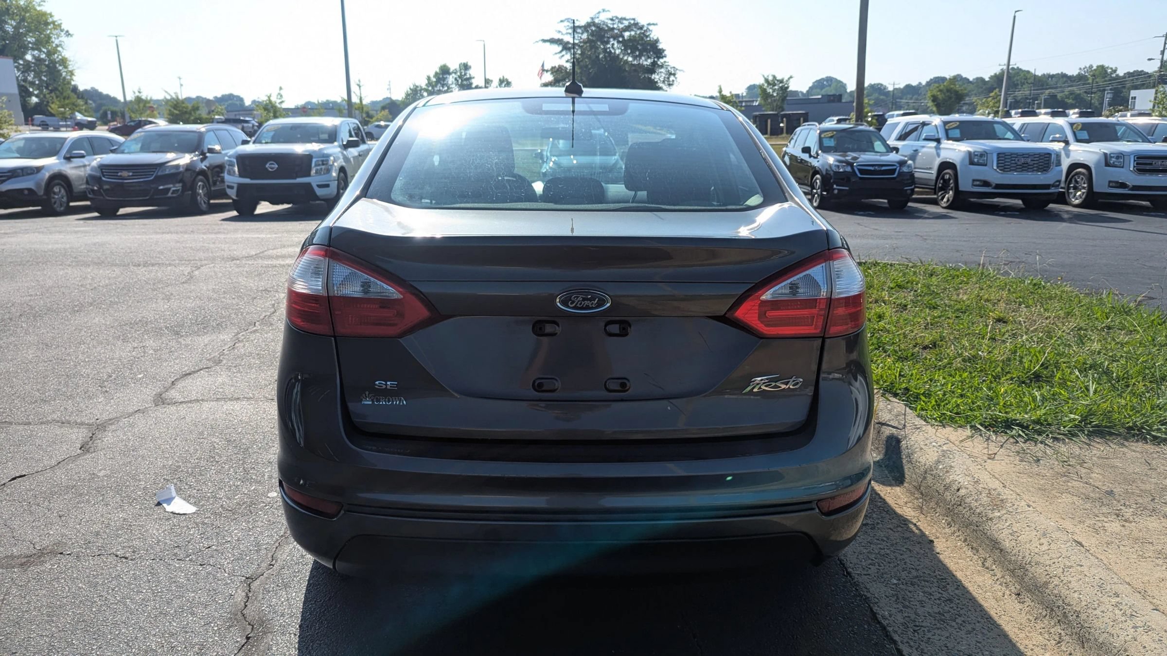 Used 2017 Ford Fiesta SE FWD image 6