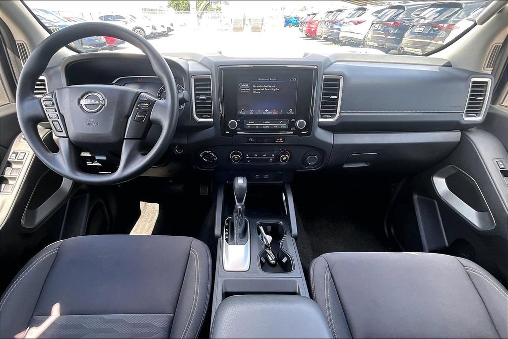 Used 2024 Nissan Frontier SV AWD/4WD image 16