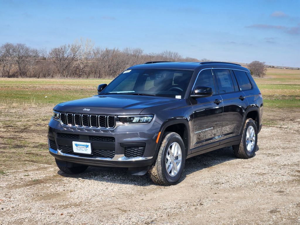 New 2026 Jeep Grand Cherokee L Laredo image 2