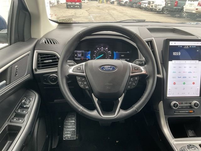 Used 2023 Ford Edge SEL image 20