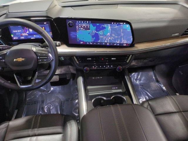 Used 2025 Chevrolet Tahoe High Country AWD/4WD image 29