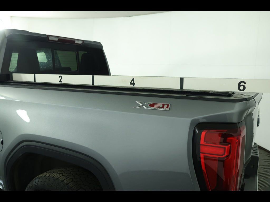 Used 2021 GMC Sierra 1500 SLT w/ SLT Premium Plus Package image 17