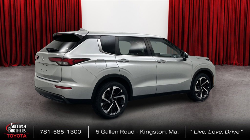 Used 2022 Mitsubishi Outlander ES image 5