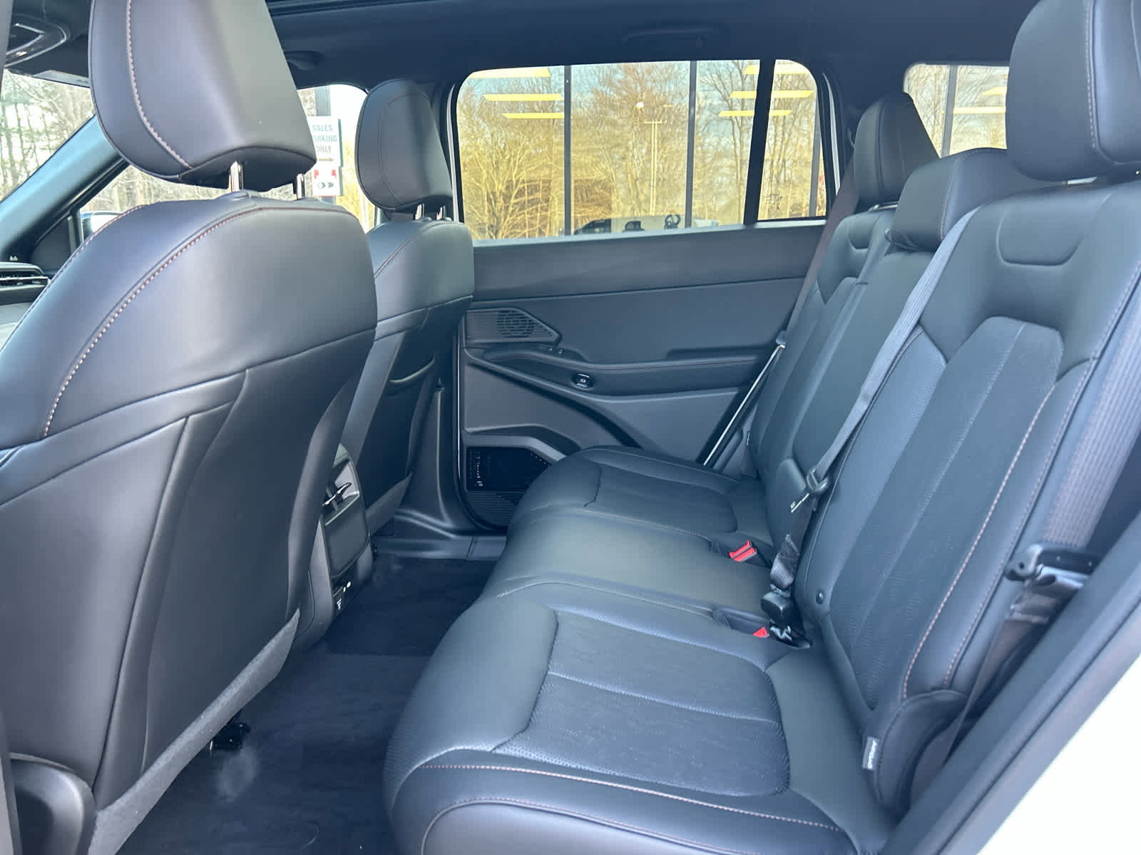 New 2026 Jeep Cherokee Overland AWD/4WD image 34