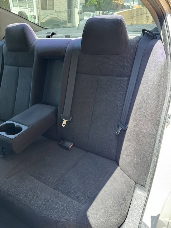 Used 2011 Nissan Altima 2.5 S w/ Convenience Pkg FWD image 11