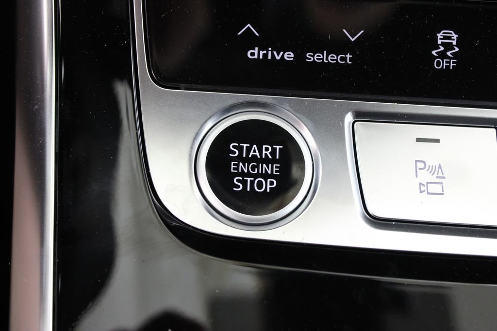 New 2026 Audi Q7 3.0T Prestige image 11