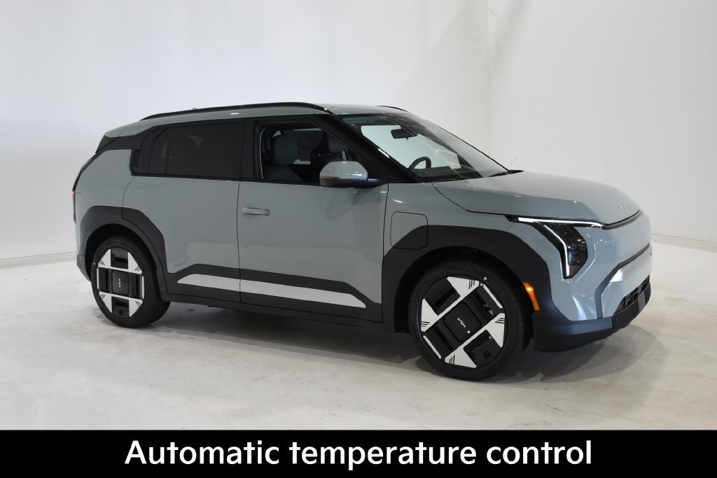 New 2027 Kia EV3 Wind AWD/4WD image 3