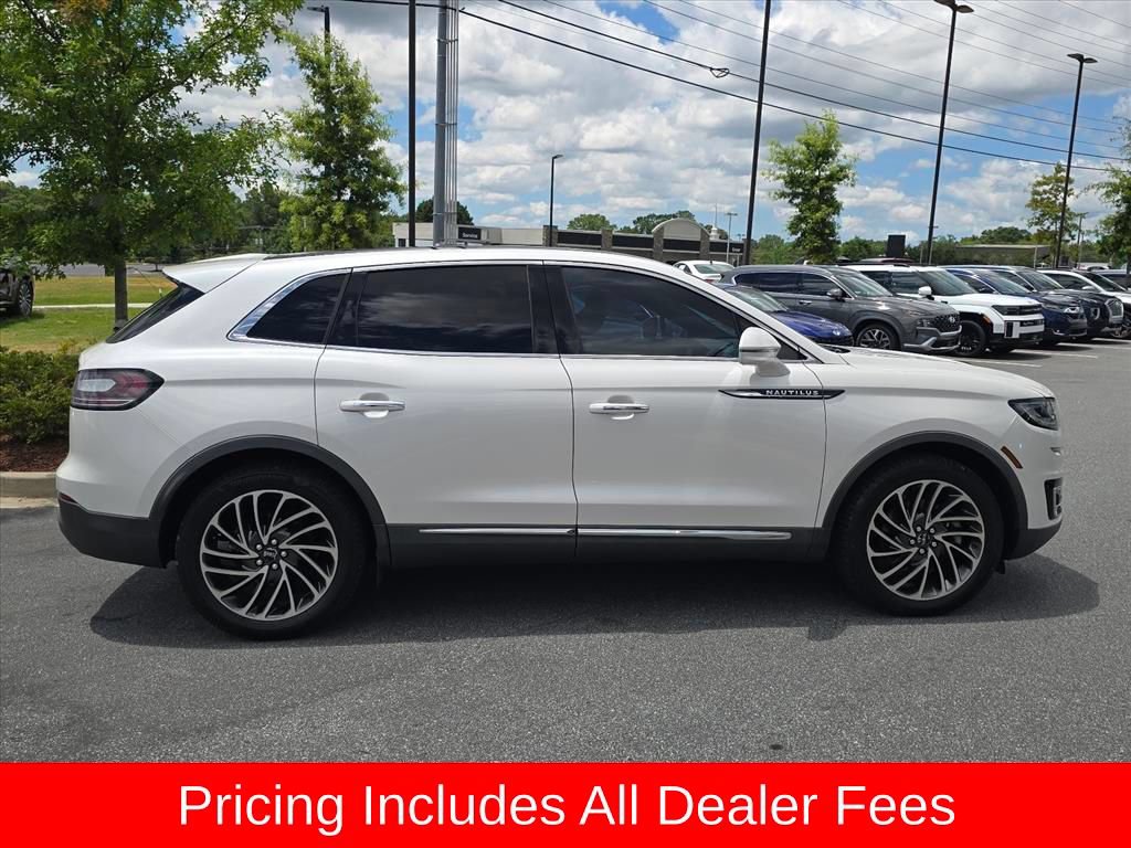 Used 2019 Lincoln Nautilus Reserve FWD image 2