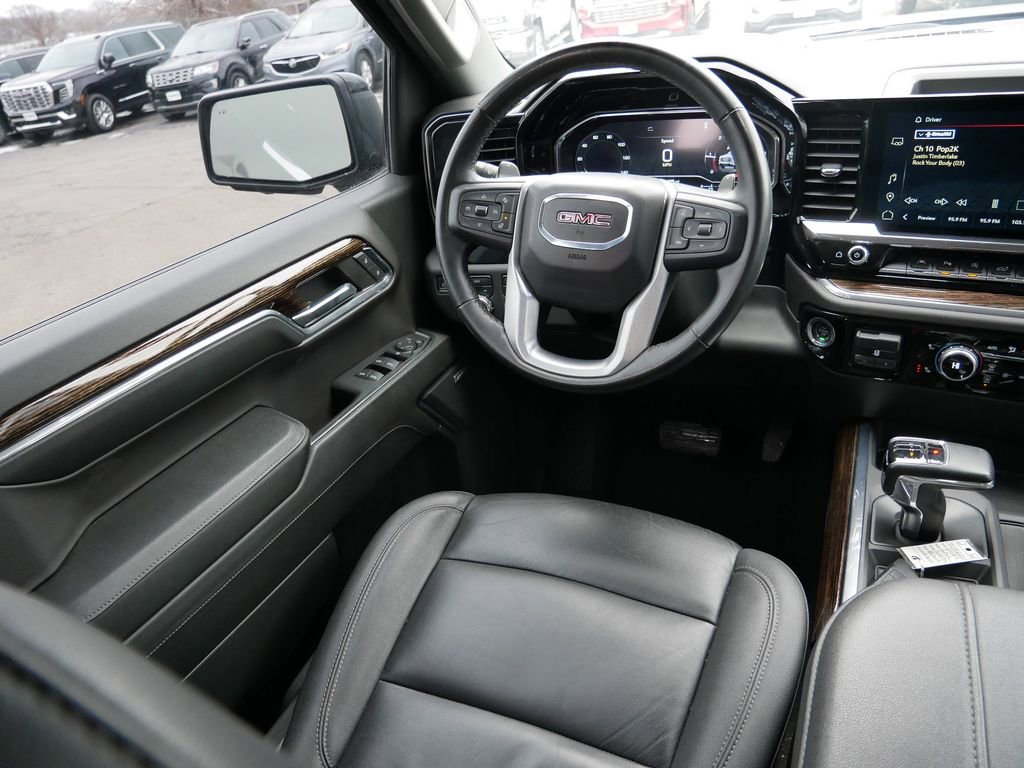 Used 2024 GMC Sierra 1500 Elevation w/ Elevation Premium Package image 13