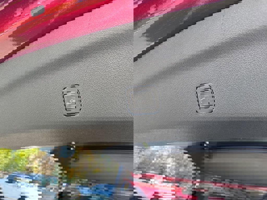 New 2025 GMC Yukon XL Denali w/ Sun & Power Step Package image 60