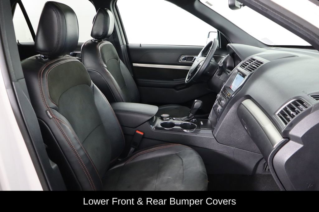 Used 2018 Ford Explorer XLT w/ Equipment Group 202A image 20