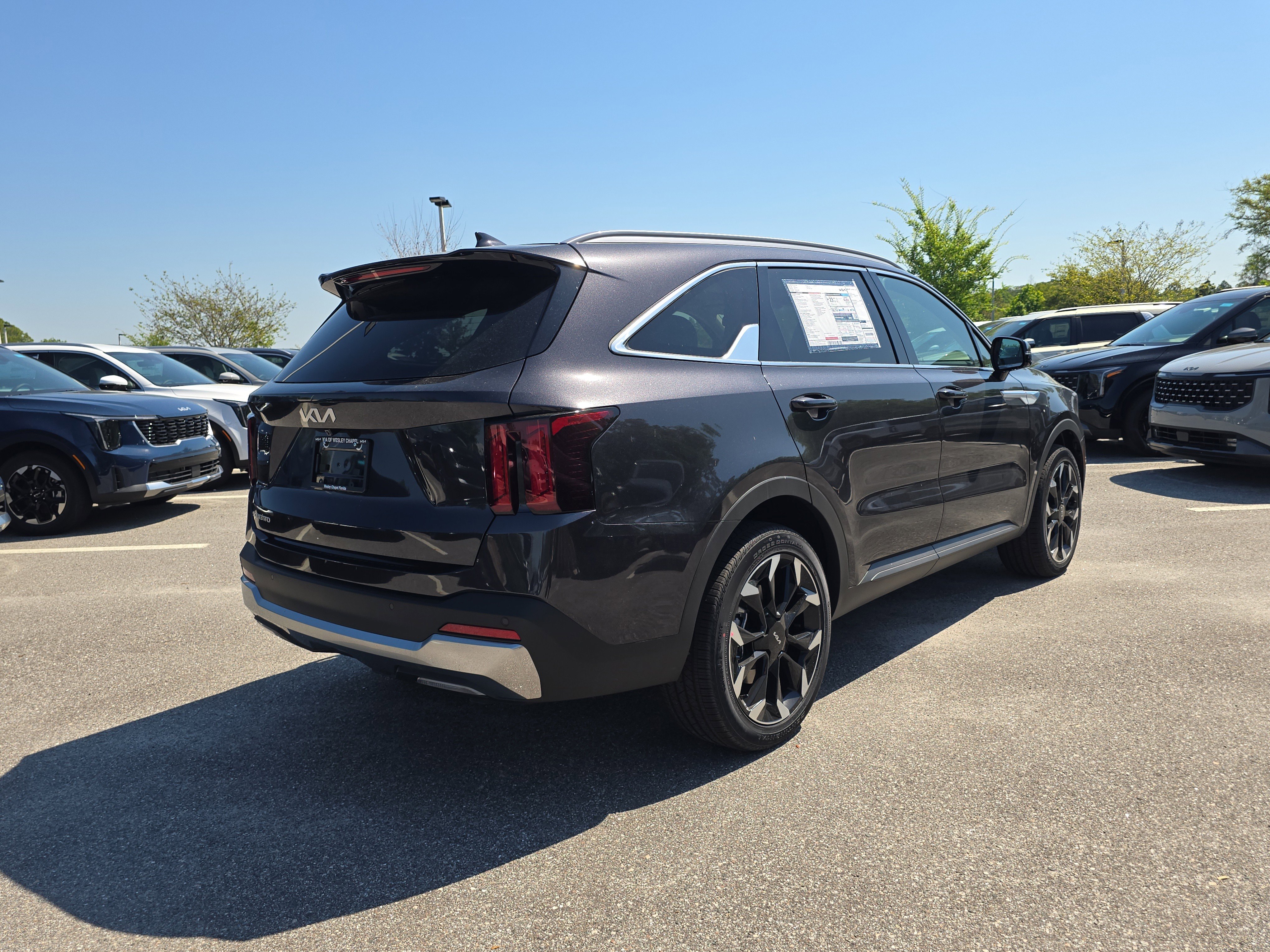 New 2026 Kia Sorento EX w/ EX Premium Package FWD image 8