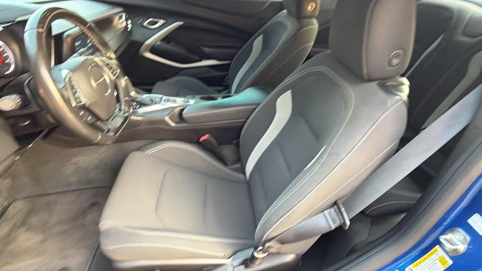 Used 2018 Chevrolet Camaro LT RWD image 16