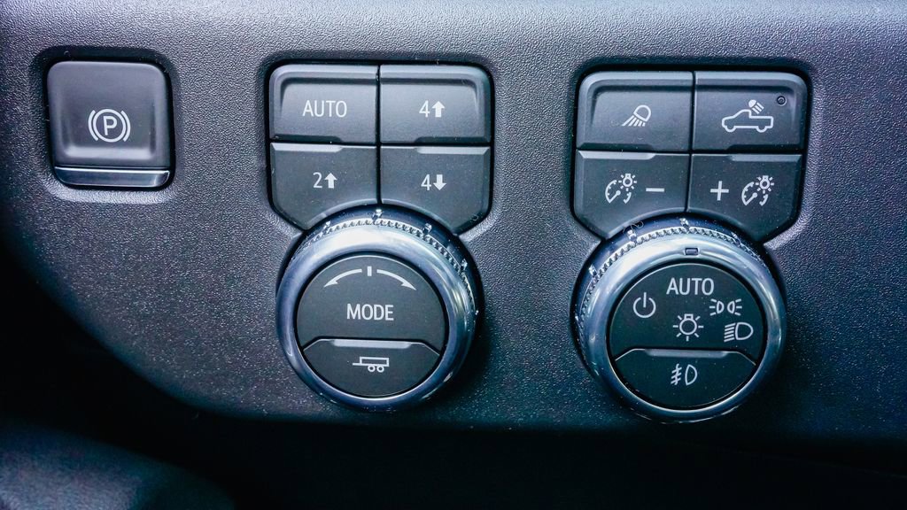 New 2026 GMC Sierra 1500 SLT w/ SLT Convenience Package AWD/4WD image 19