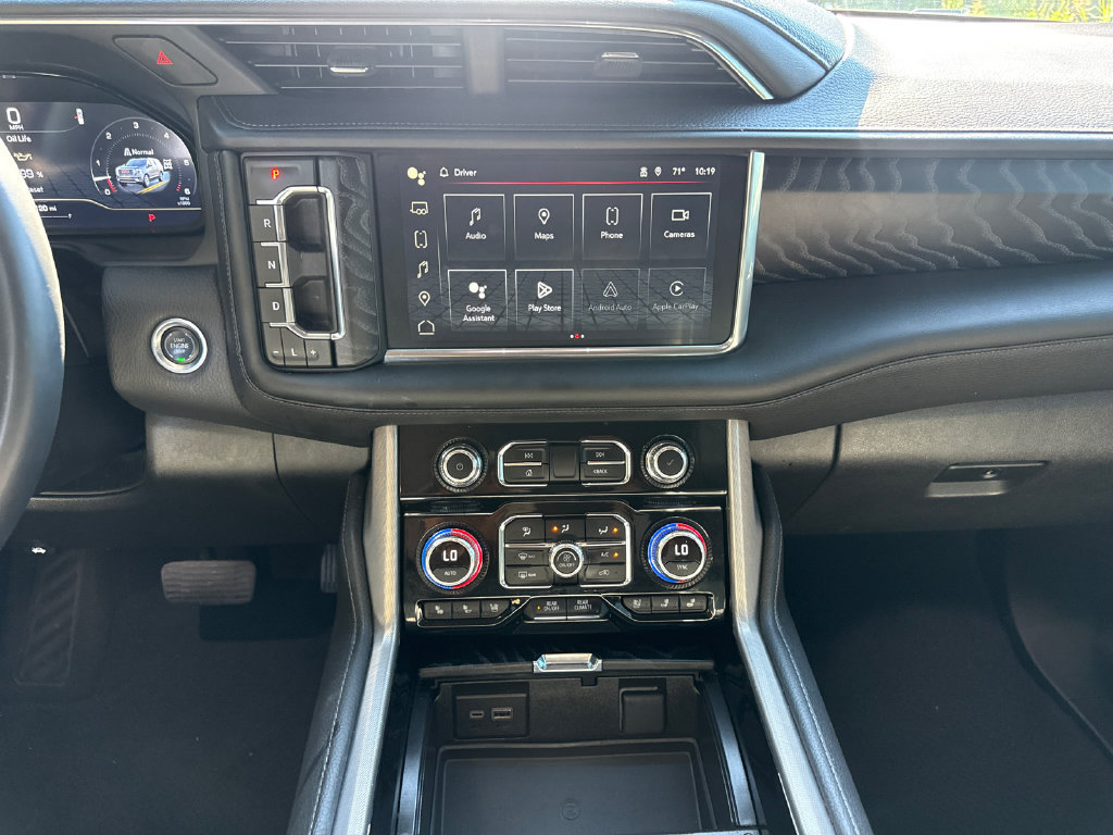 Used 2024 GMC Yukon XL Denali AWD/4WD image 35