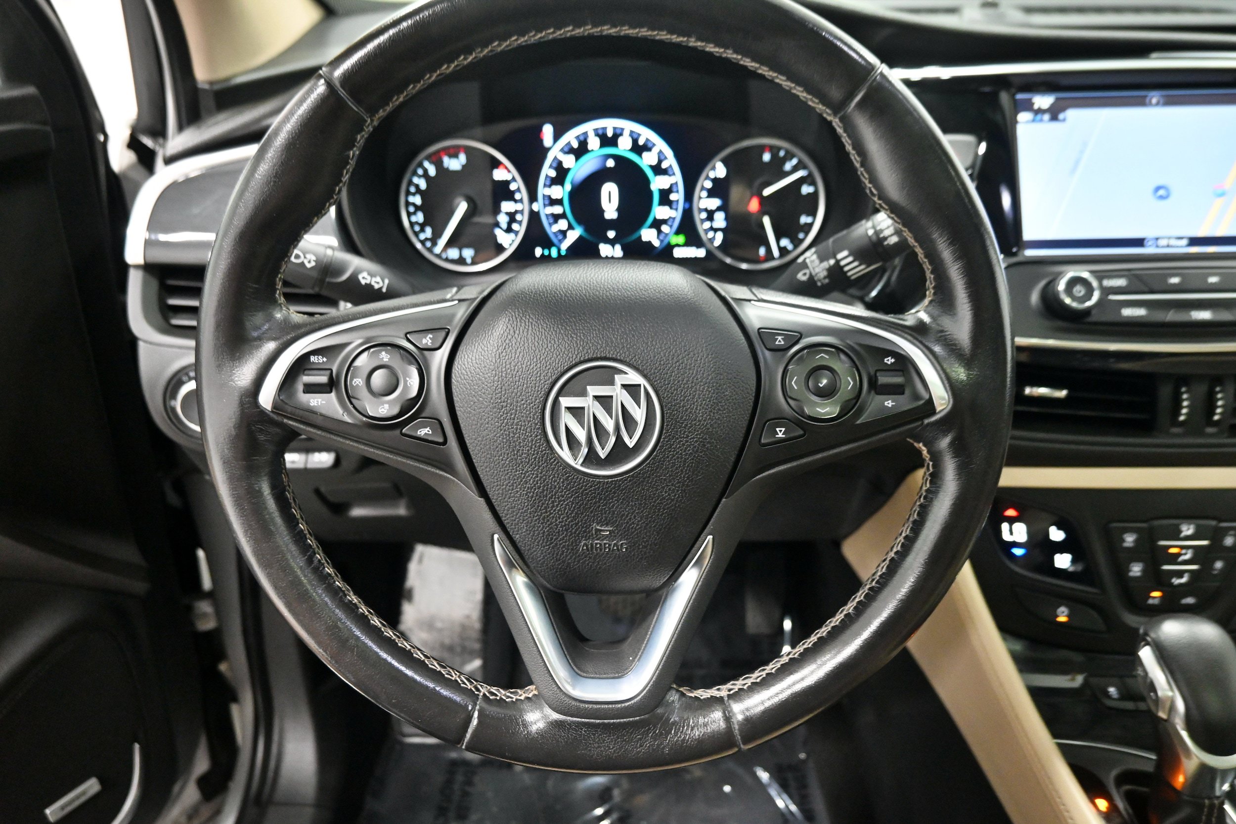 Used 2017 Buick Envision Premium AWD/4WD image 7