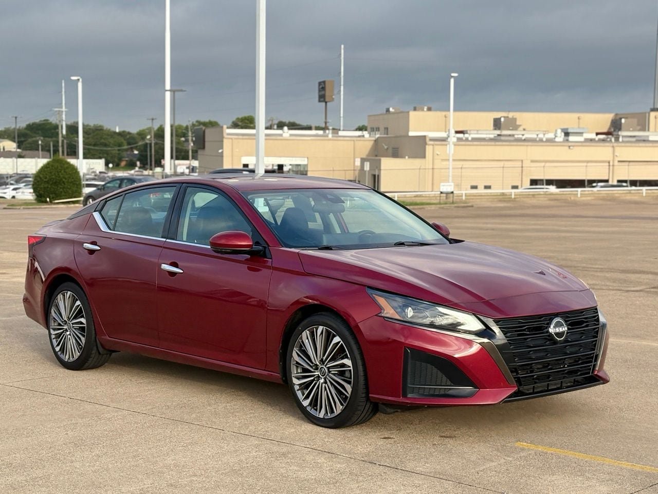 Used 2023 Nissan Altima 2.5 SL FWD image 6