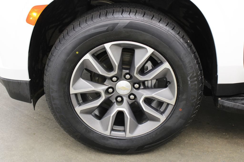 Used 2022 Chevrolet Tahoe LT w/ LT Signature Package RWD image 29