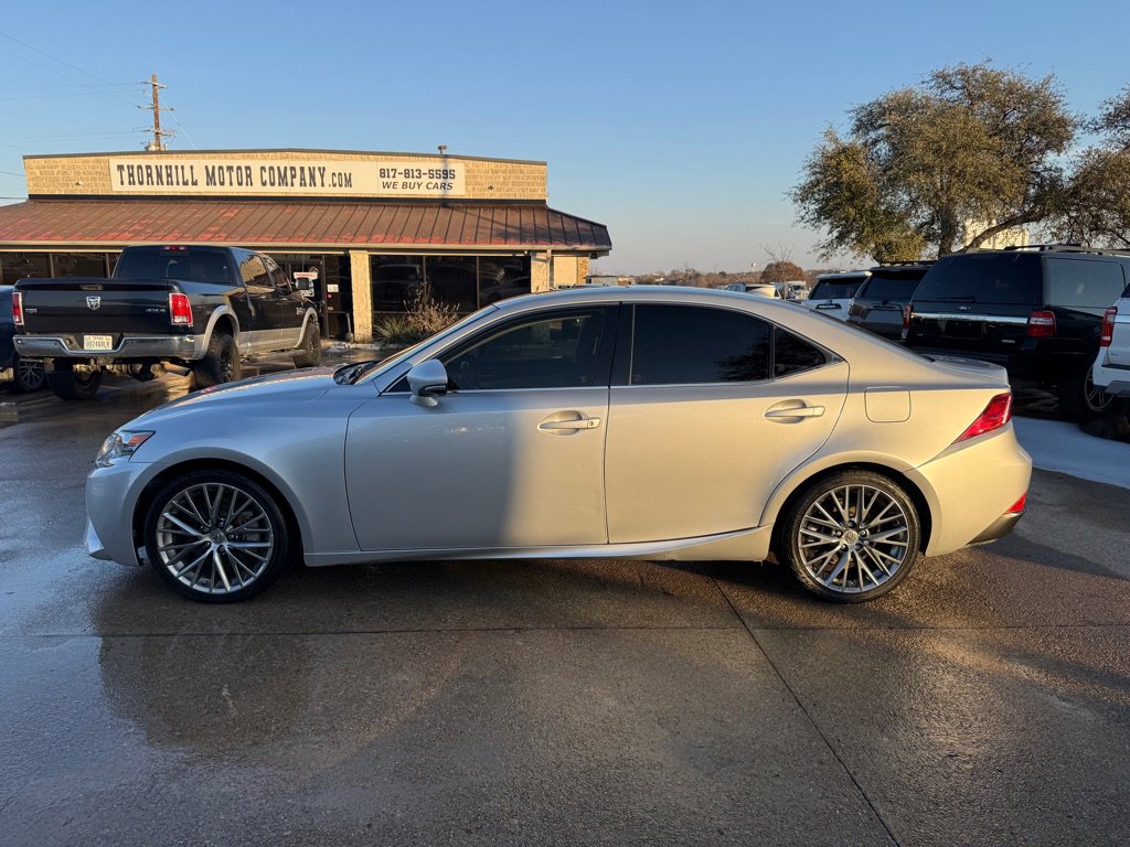 Used 2015 Lexus IS 250 AWD w/ Navigation System Package image 4