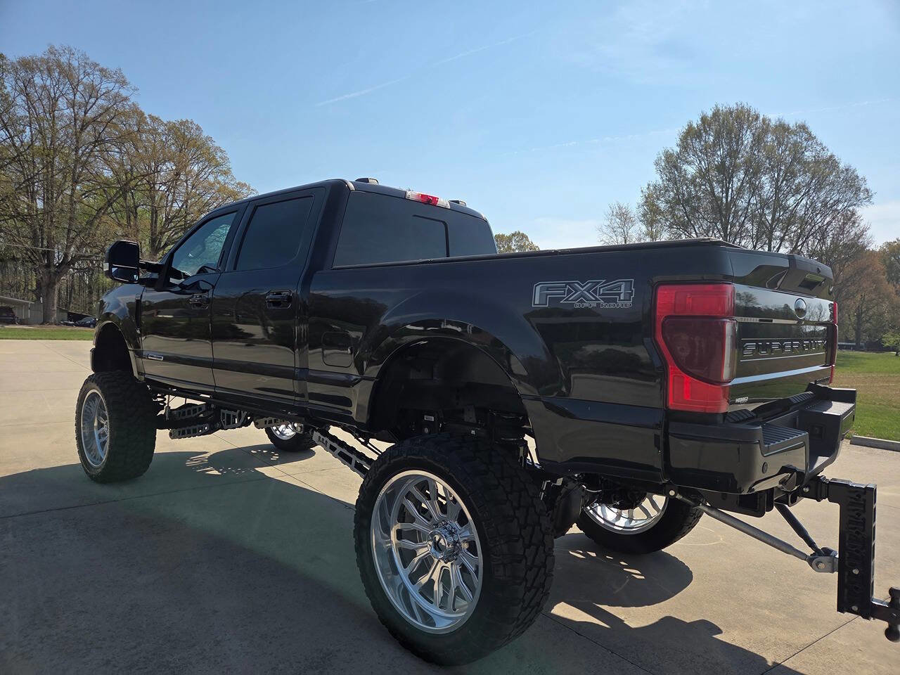 Used 2020 Ford F250 Lariat image 4