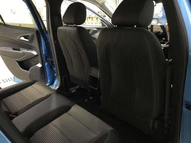 New 2026 Chevrolet Trax LT FWD image 40