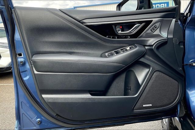 Used 2021 Subaru Outback Limited image 23