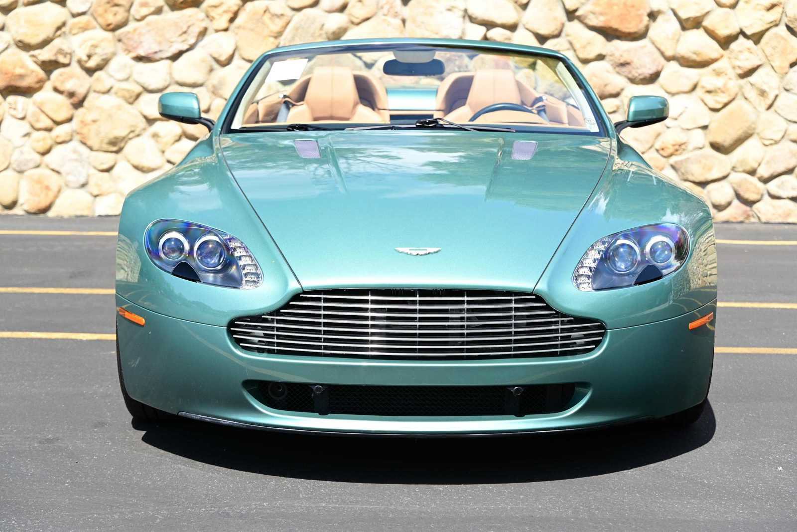 Used 2008 Aston Martin V8 Vantage Roadster RWD image 4