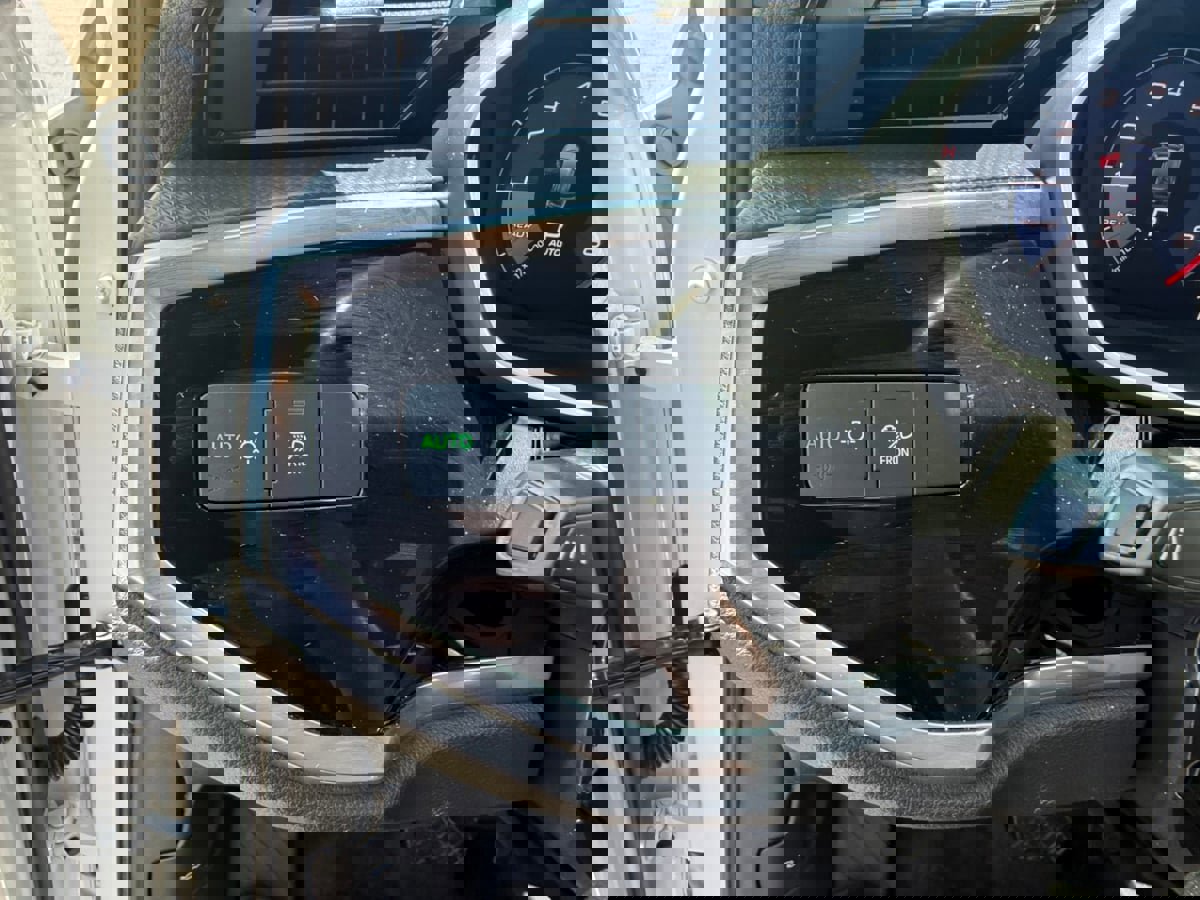 Used 2019 Audi Q3 2.0T Premium Plus w/ Premium Plus Package image 19