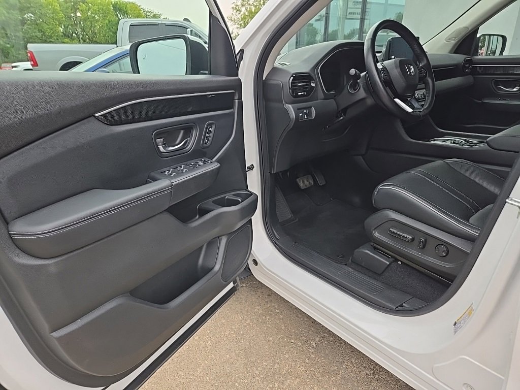 Used 2023 Honda Pilot Elite image 30