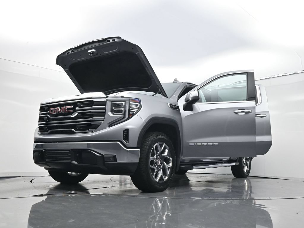Used 2025 GMC Sierra 1500 SLT w/ SLT Premium Package AWD/4WD image 34