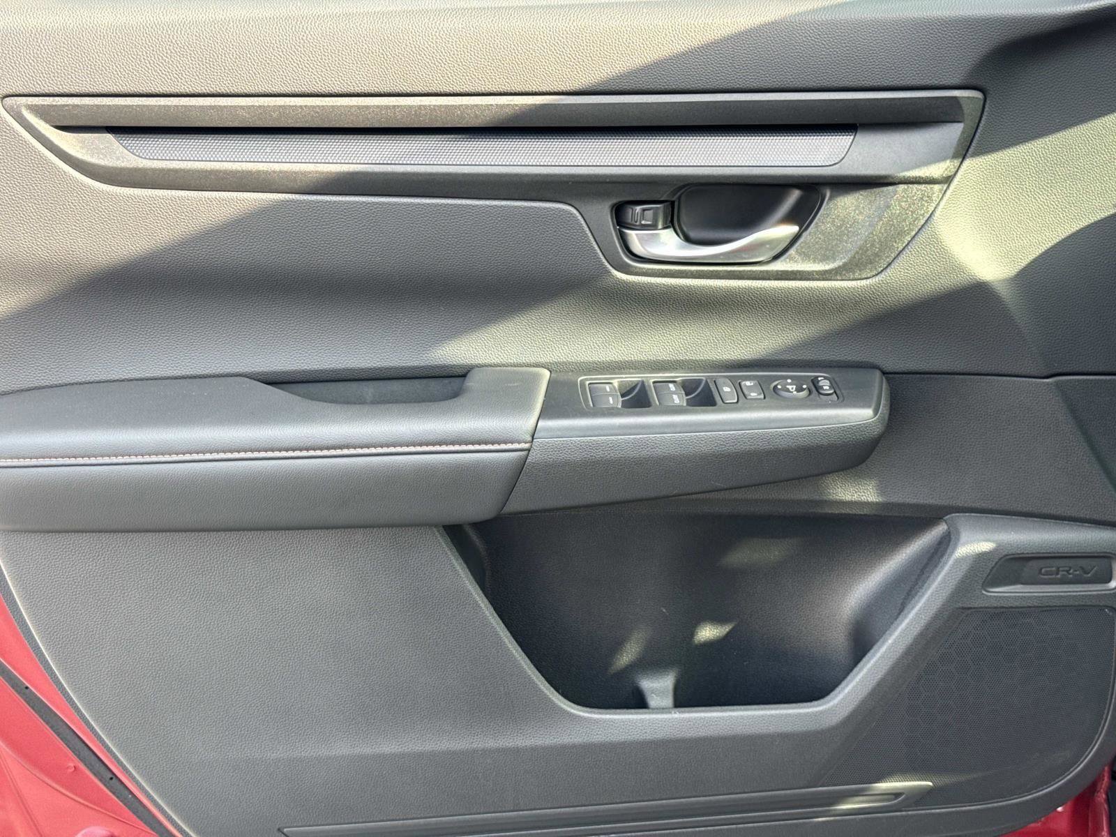 Used 2024 Honda CR-V Sport image 17