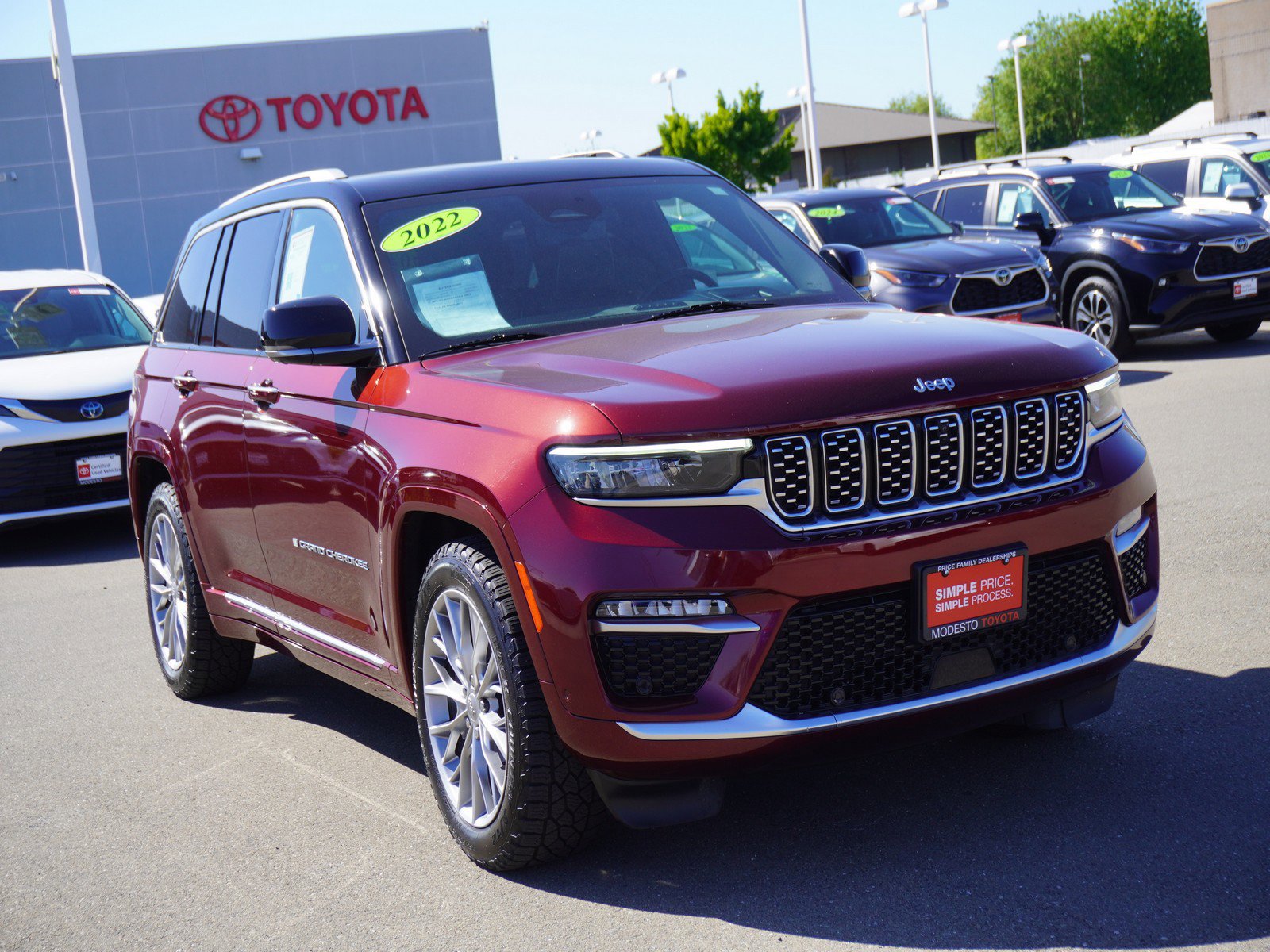 Used 2022 Jeep Grand Cherokee Summit w/ Advanced Protech Group IV