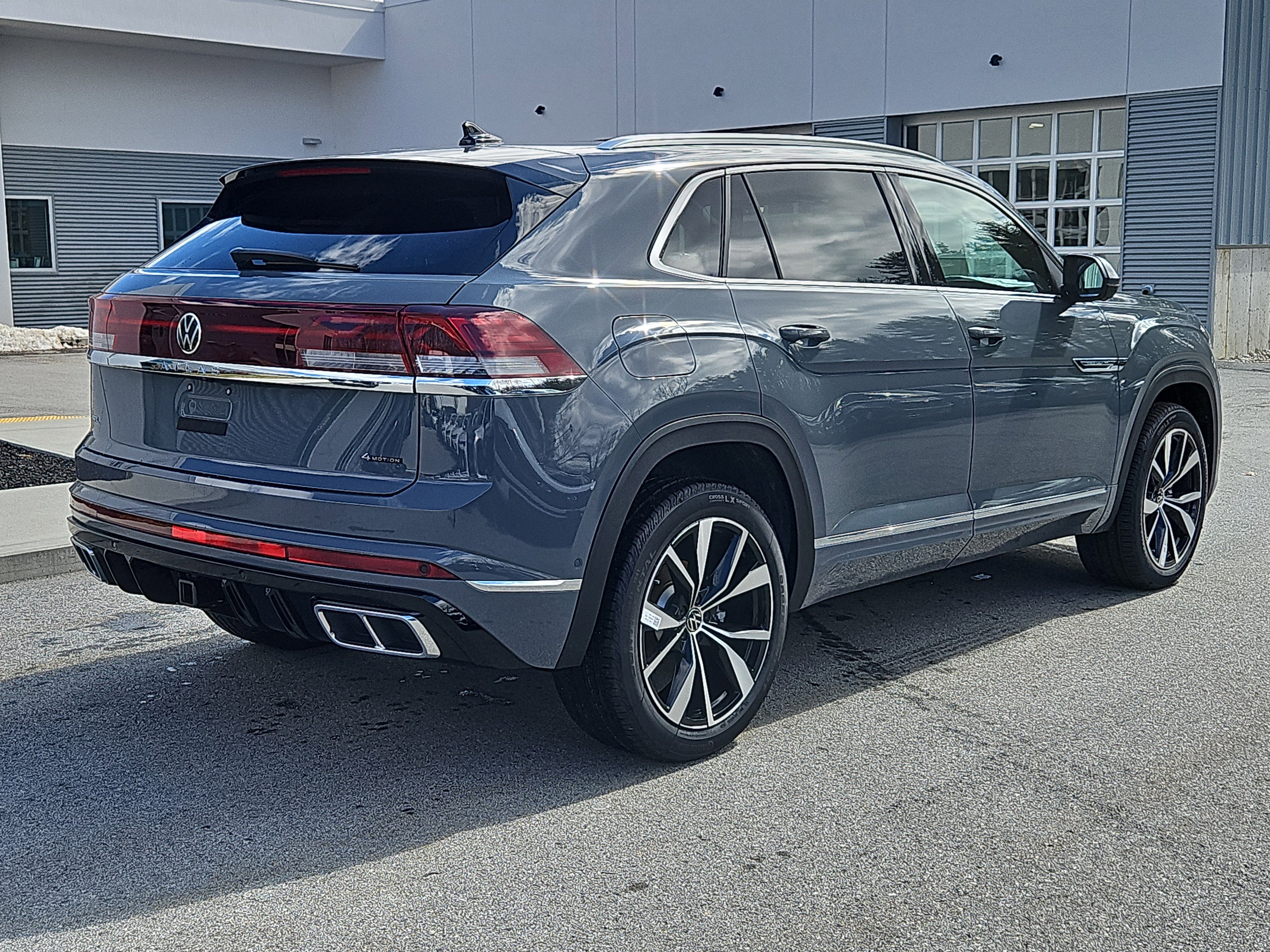 New 2026 Volkswagen Atlas Cross Sport SEL Premium R-Line image 2