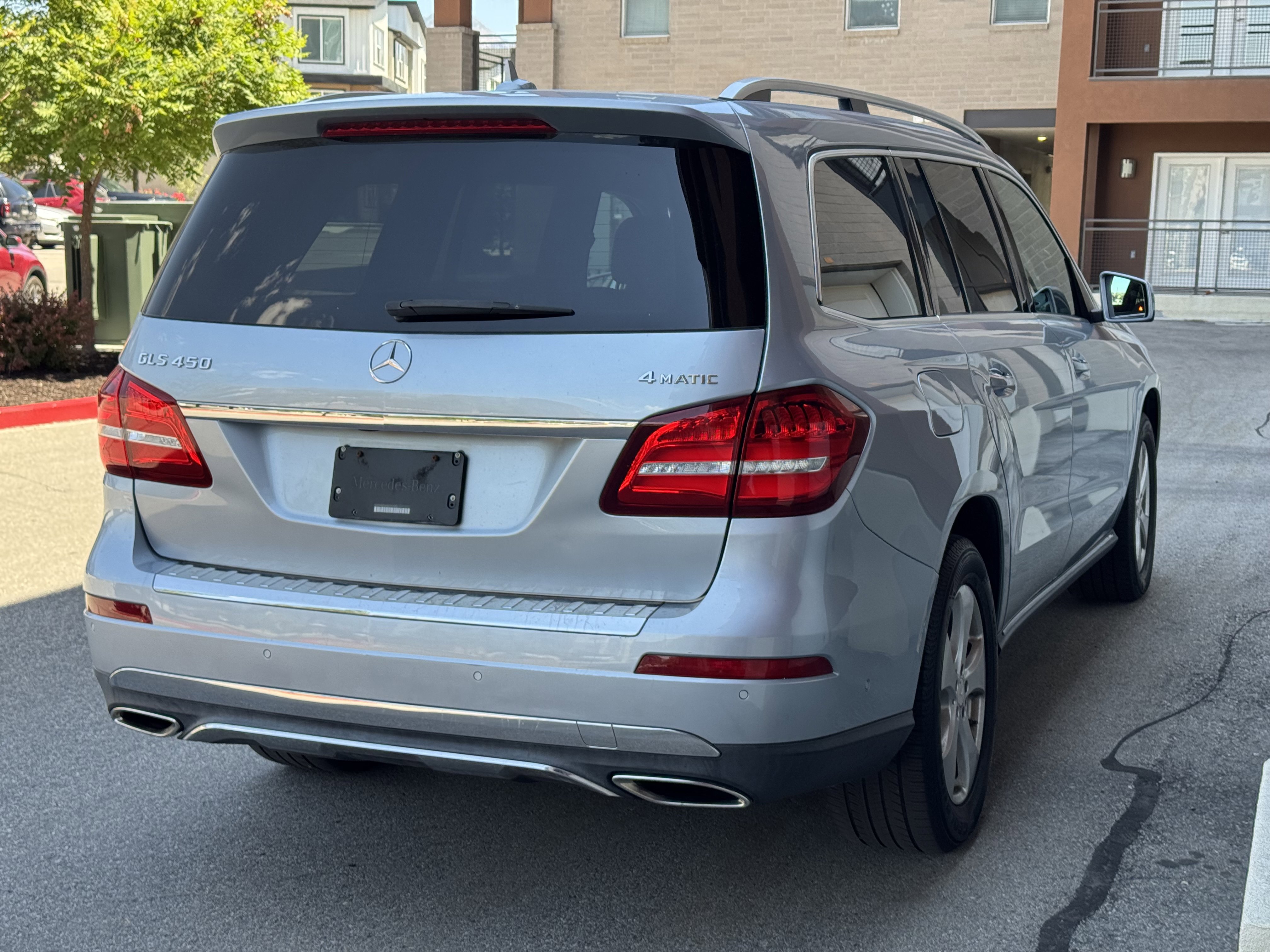 Used 2017 Mercedes-Benz GLS 450 4MATIC image 7