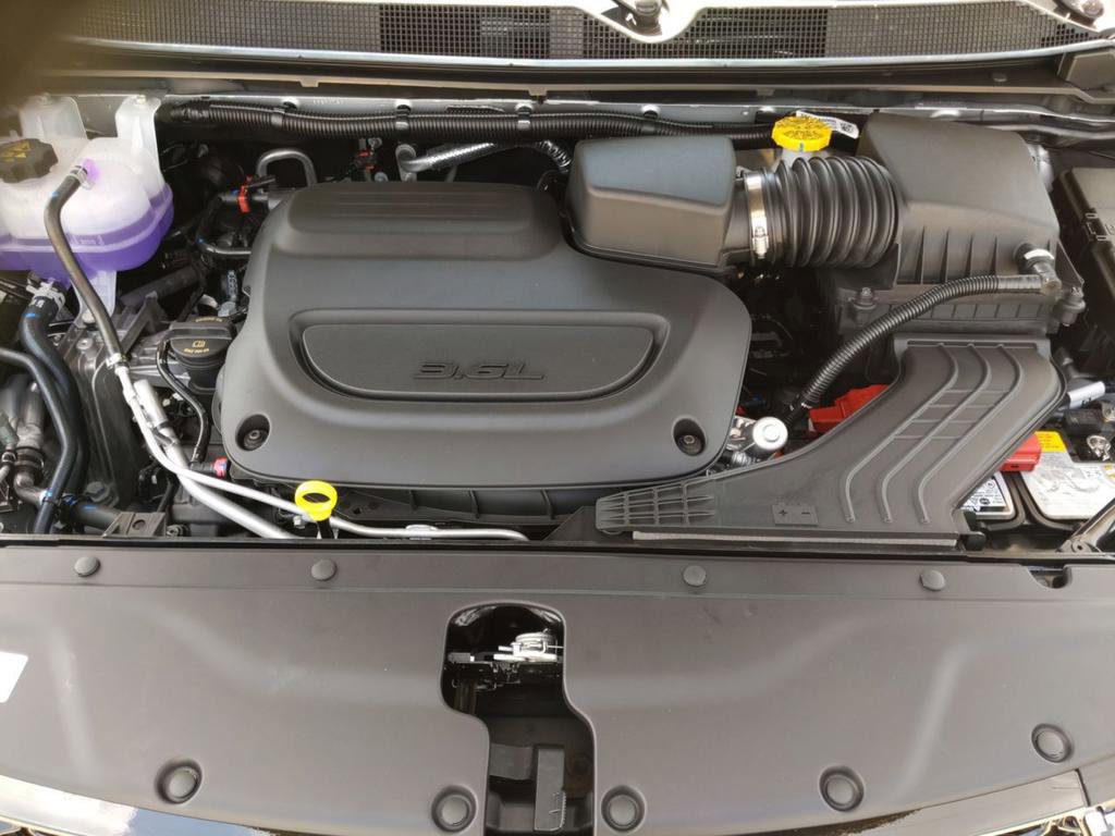 New 2026 Chrysler Pacifica Pinnacle image 34