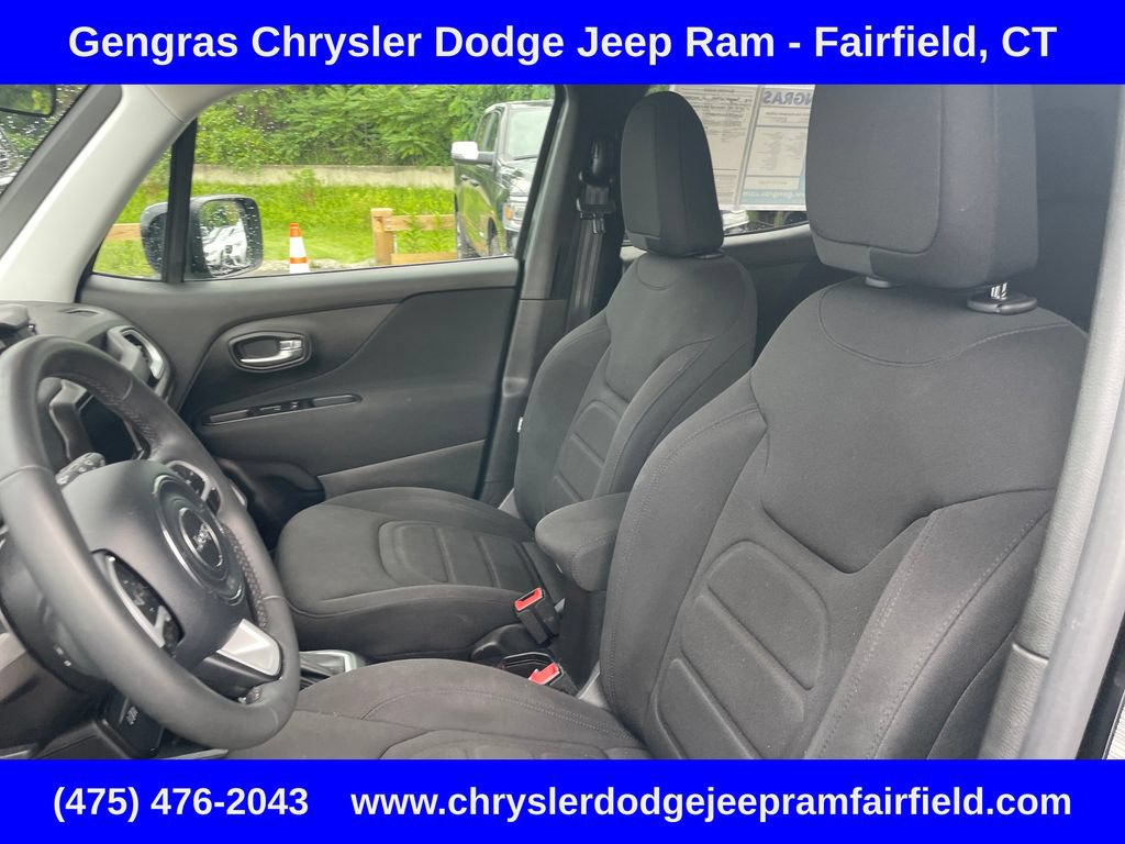 Certified 2021 Jeep Renegade Latitude AWD/4WD image 45