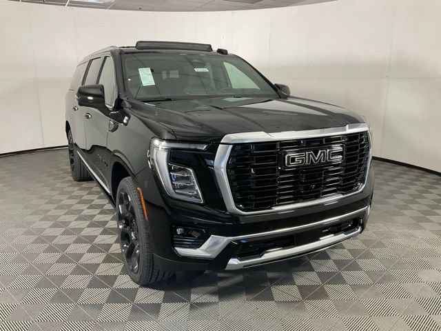 New 2026 GMC Yukon XL Denali w/ Denali Reserve Package AWD/4WD image 3