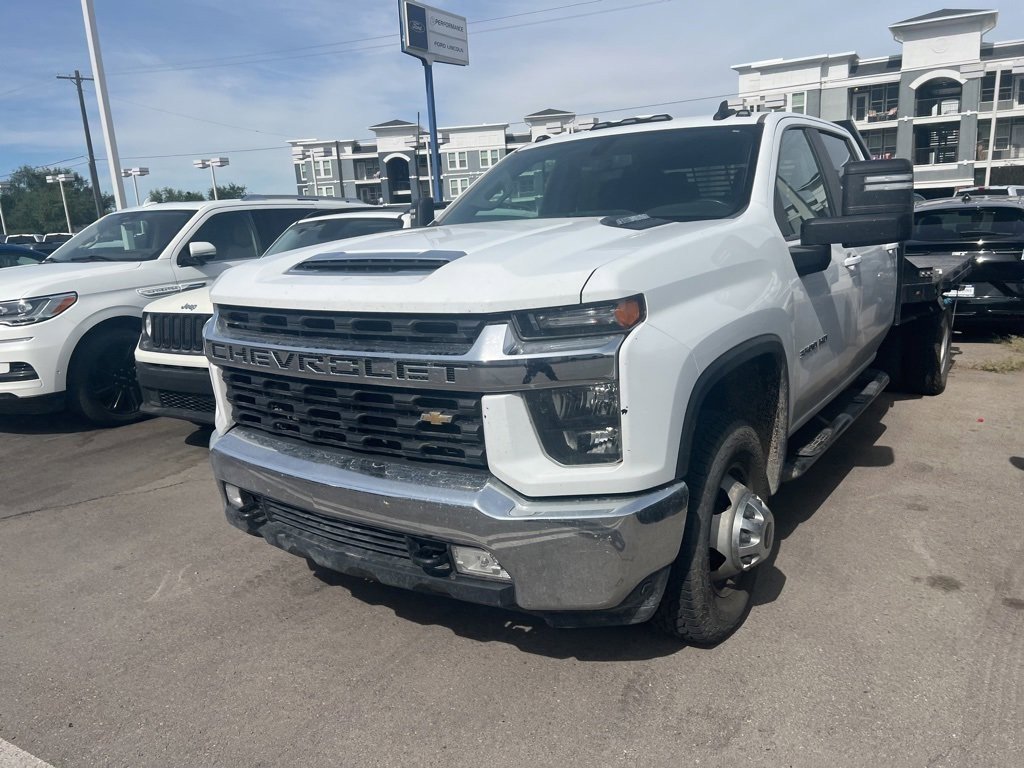 Used 2022 Chevrolet Silverado 3500 LT w/ Convenience Package AWD/4WD image 11
