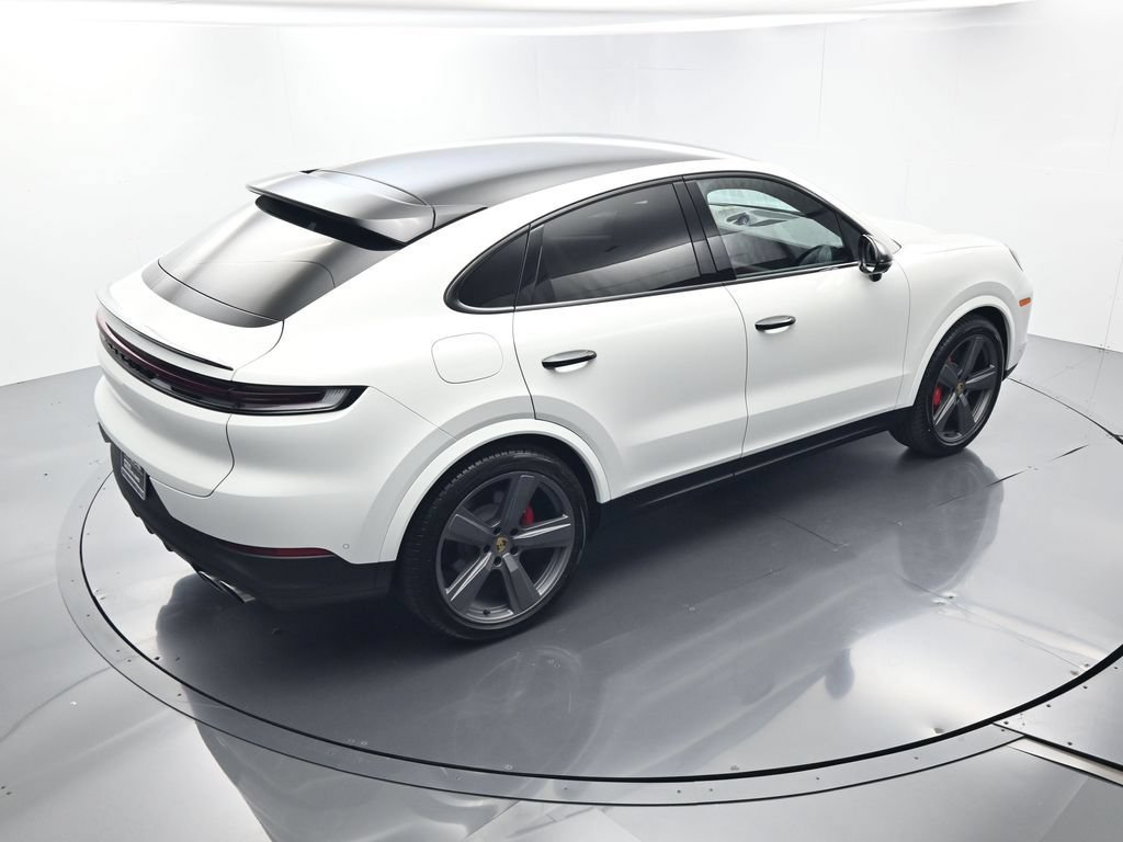 Certified 2024 Porsche Cayenne S AWD/4WD image 40