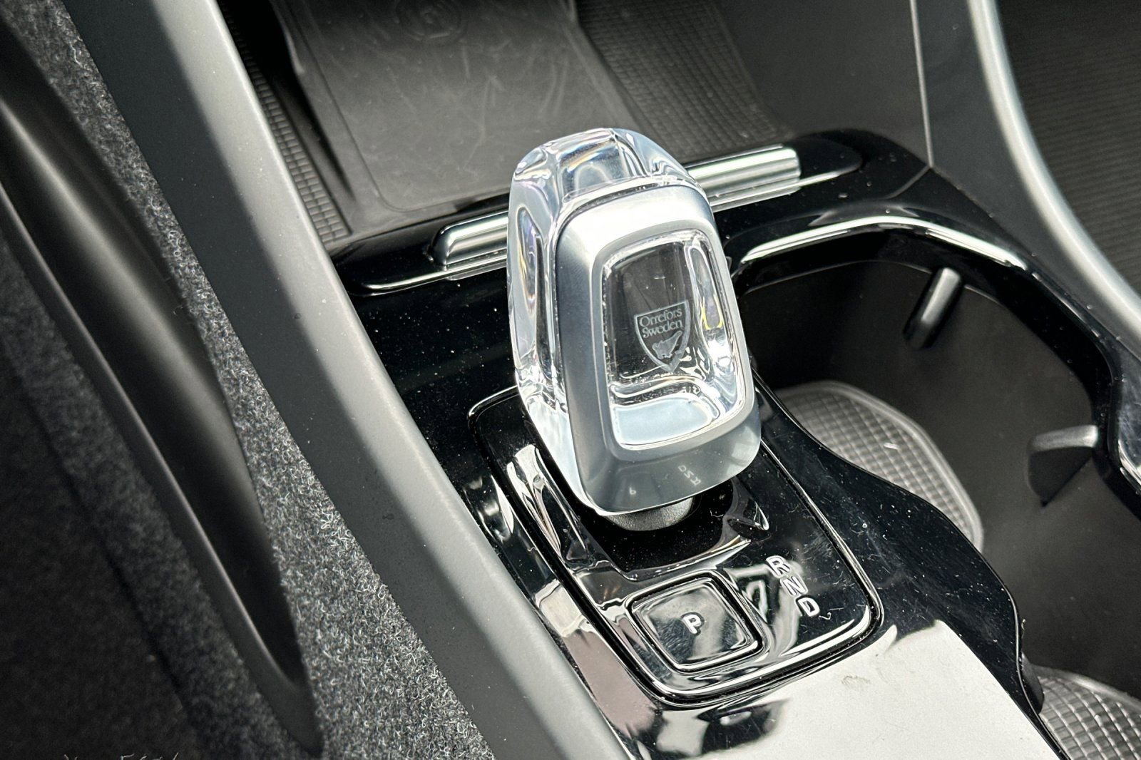 Used 2023 Volvo XC40 Recharge Ultimate image 25