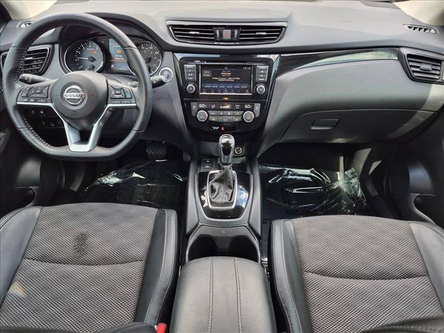 Used 2022 Nissan Rogue Sport SV w/ Technology Package AWD/4WD image 16