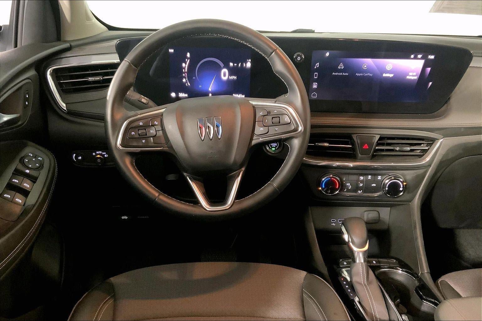 Used 2025 Buick Encore GX Preferred AWD/4WD image 5